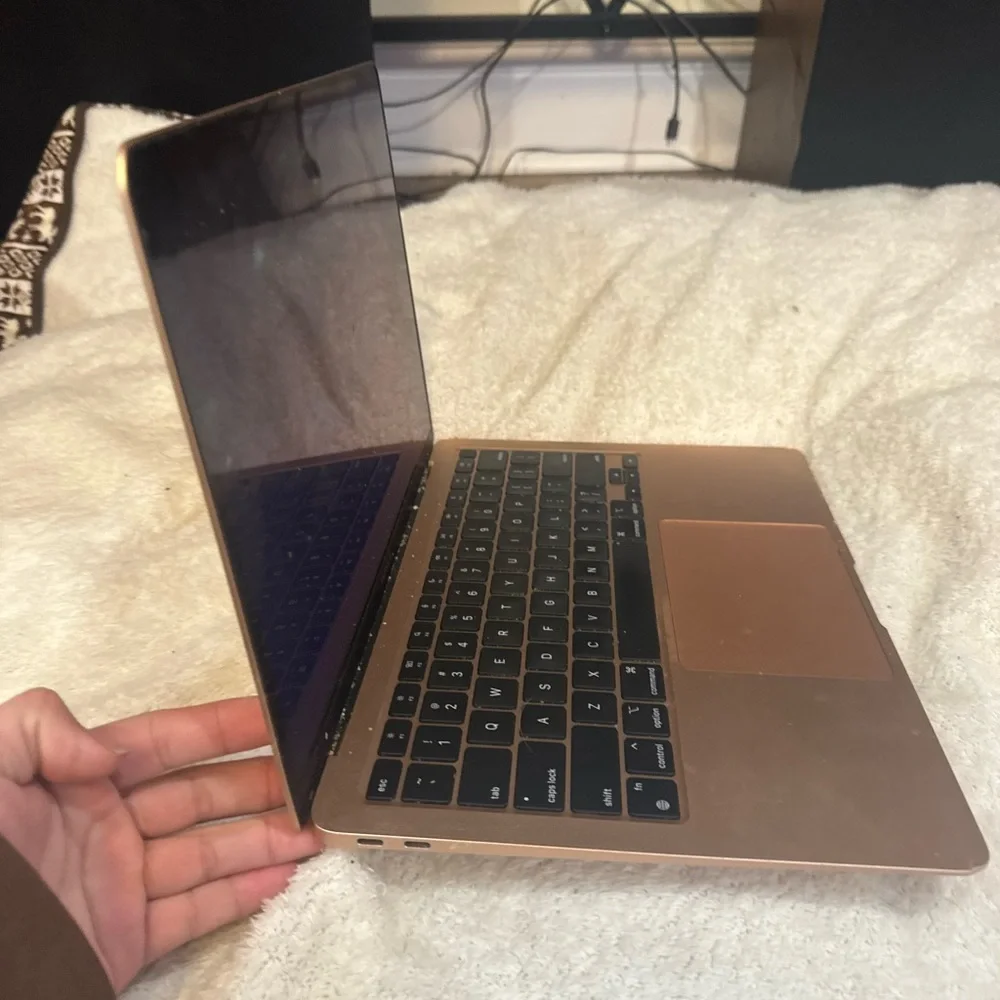 Apple MacBook Air - Rose Gold